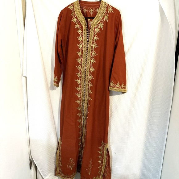 Womens Embroidered Burnt Orange and Gold Kaftan One Flaw Pit to pit 20-1/2" - Picture 1 of 7